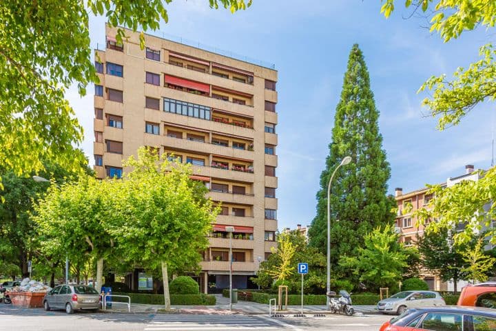 4 bedrooms apartment for sale in Pamplona, Spain - Image 34