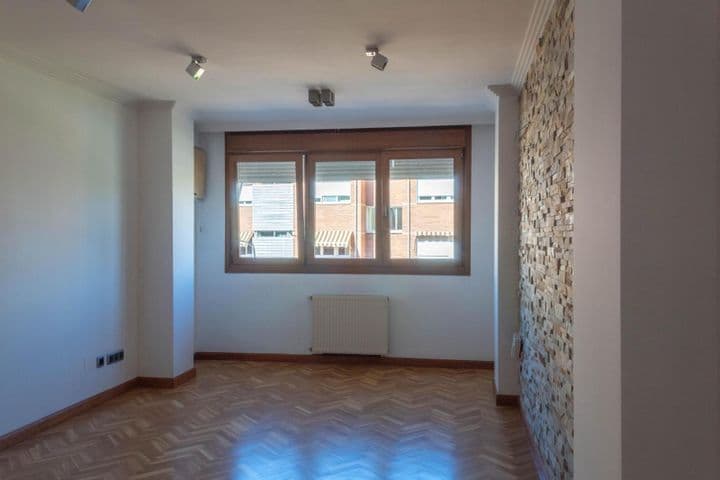 3 bedrooms apartment for rent in Majadahonda, Spain - Image 15