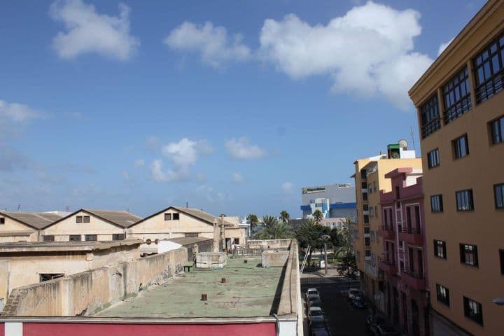 1 bedroom apartment for rent in Las Palmas de Gran Canaria, Spain - Image 13