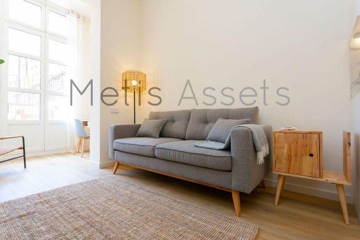 1 bedroom apartment for rent in Barcelona, Spain - Image 6