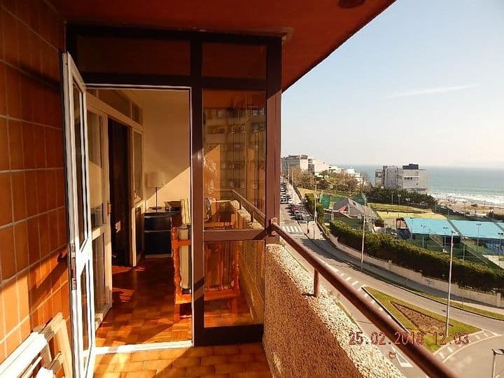 3 bedrooms apartment for rent in Santander, Spain - Image 3