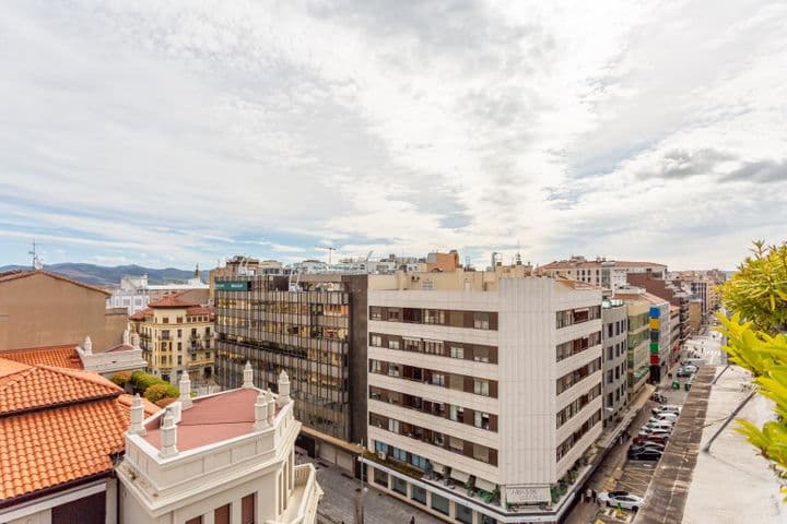 1 bedroom apartment for rent in Pamplona, Spain - Image 5