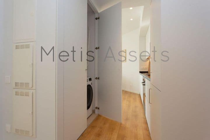 2 bedrooms apartment for rent in Barcelona, Spain - Image 12