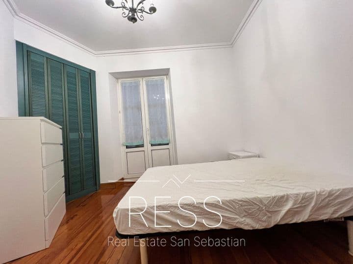 2 bedrooms apartment for rent in Donostia-San Sebastian, Spain - Image 9