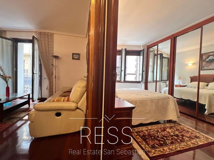 3 bedrooms apartment for rent in Donostia-San Sebastian, Spain - Image 5