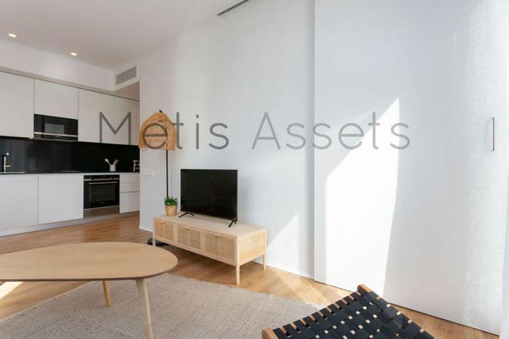 2 bedrooms apartment for rent in Barcelona, Spain - Image 7