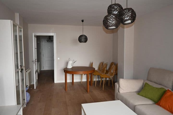 4 bedrooms apartment for rent in Santander, Spain - Image 4