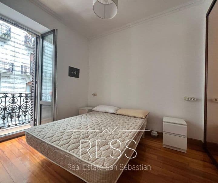 2 bedrooms apartment for rent in Donostia-San Sebastian, Spain - Image 8