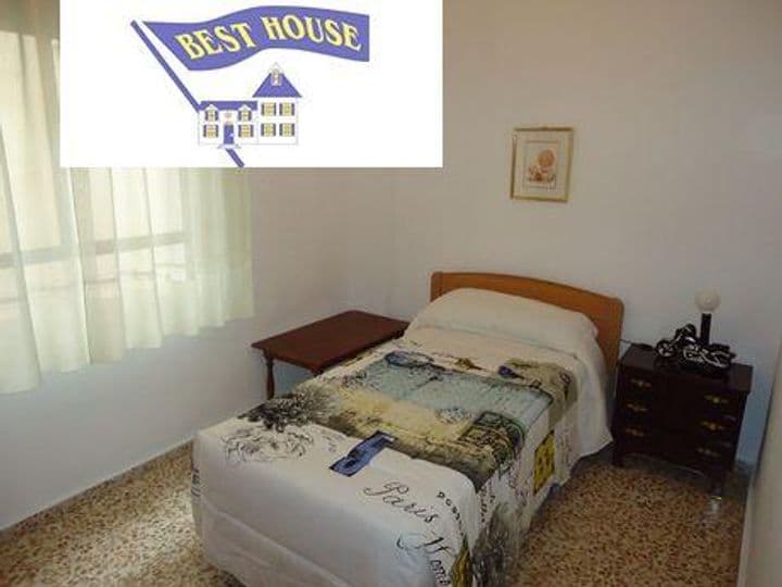 3 bedrooms apartment for rent in Albacete, Spain - Image 8