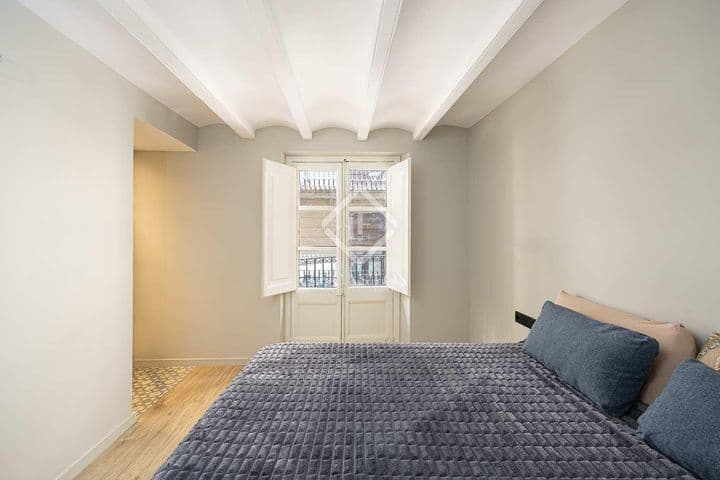 2 bedrooms apartment for rent in Barcelona, Spain - Image 3