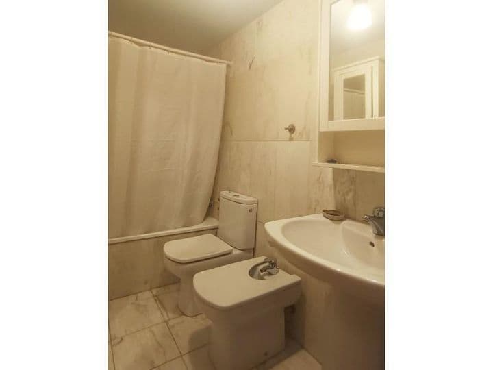 2 bedrooms apartment for rent in Graus, Spain - Image 10