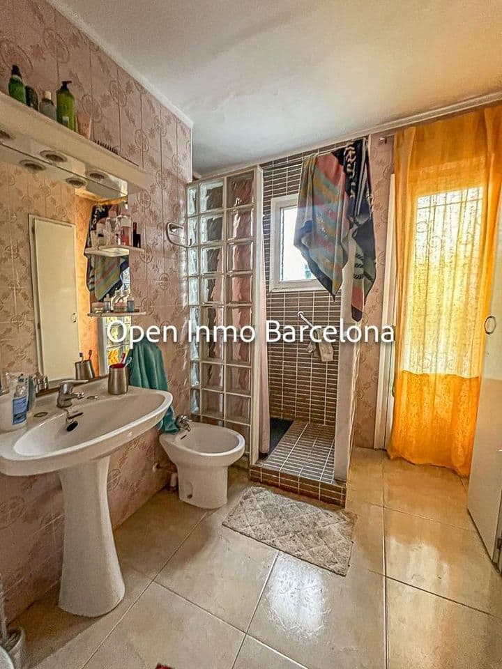 4 bedrooms apartment for rent in Sant Pere de Ribes, Spain - Image 10