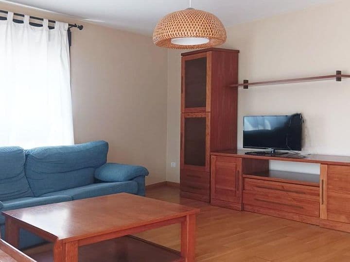 2 bedrooms apartment for rent in Graus, Spain - Image 3