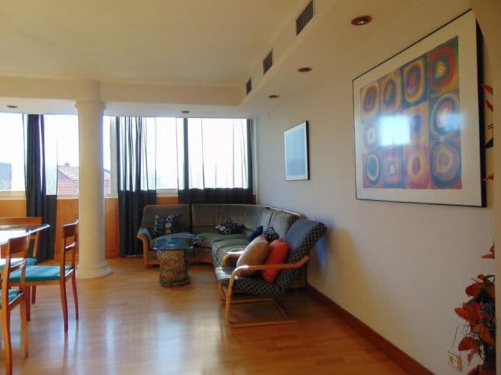 2 bedrooms apartment for rent in Madrid, Spain - Image 2