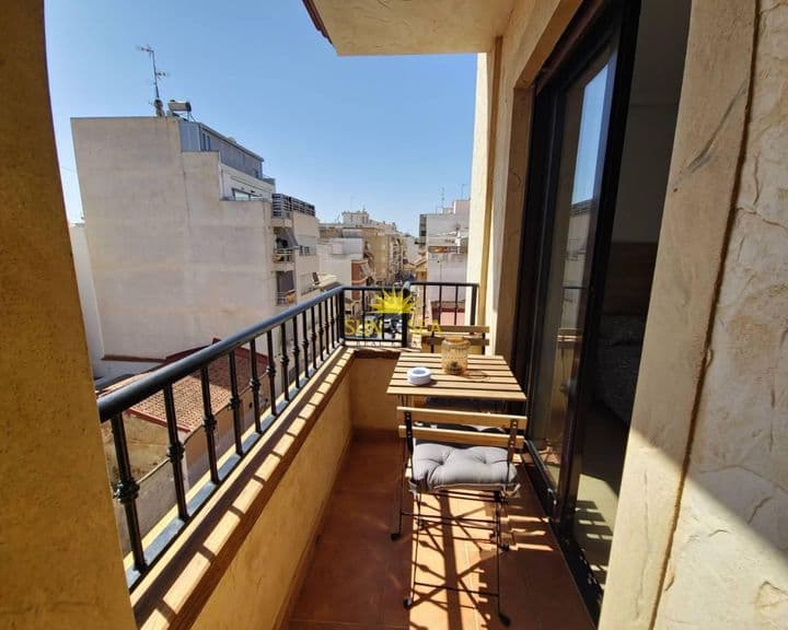 3 bedrooms apartment for rent in Zona Pueblo, Spain - Image 2