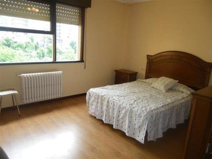 4 bedrooms apartment for rent in Vigo, Spain - Image 8