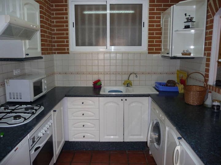 2 bedrooms apartment for rent in Carvajal - Las Gaviotas, Spain - Image 9