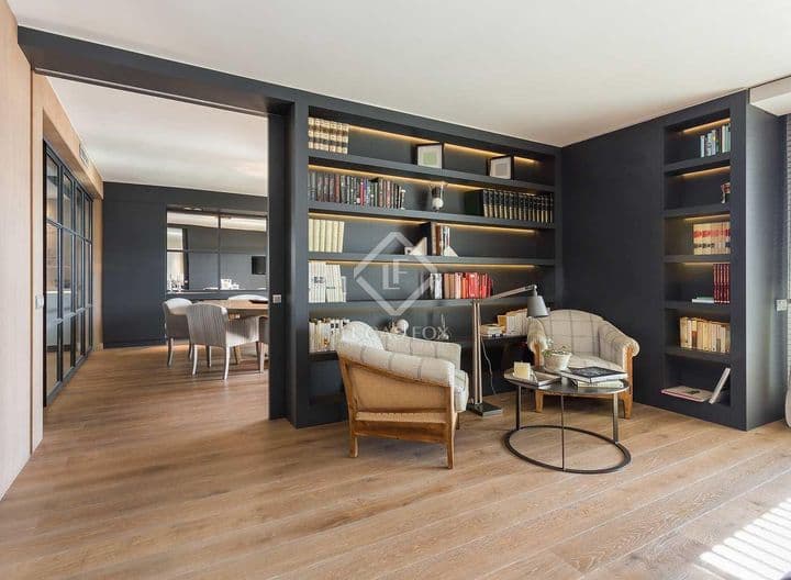 4 bedrooms apartment for rent in Barcelona, Spain - Image 6