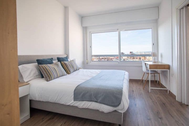 3 bedrooms apartment for rent in Les Corts, Spain - Image 12