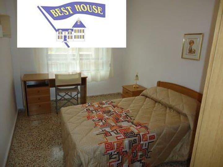 3 bedrooms apartment for rent in Albacete, Spain - Image 5