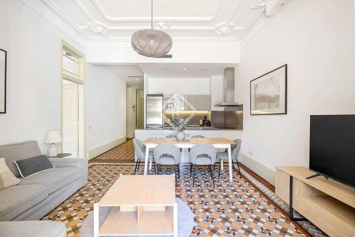 3 bedrooms apartment for rent in Barcelona, Spain - Image 10