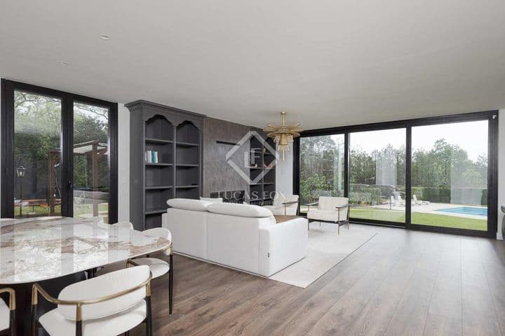 5 bedrooms house for rent in Donostia-San Sebastian, Spain - Image 9