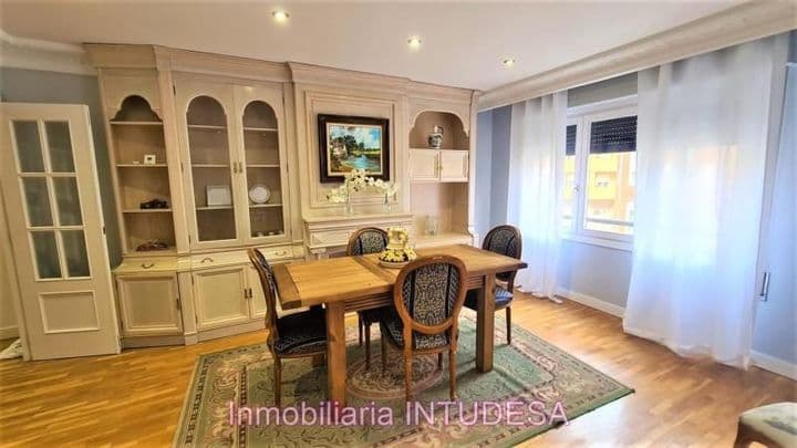 4 bedrooms apartment for rent in Tudela, Spain - Image 2