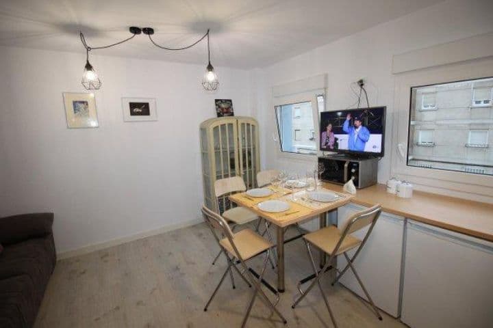 2 bedrooms apartment for rent in Santander, Spain - Image 7