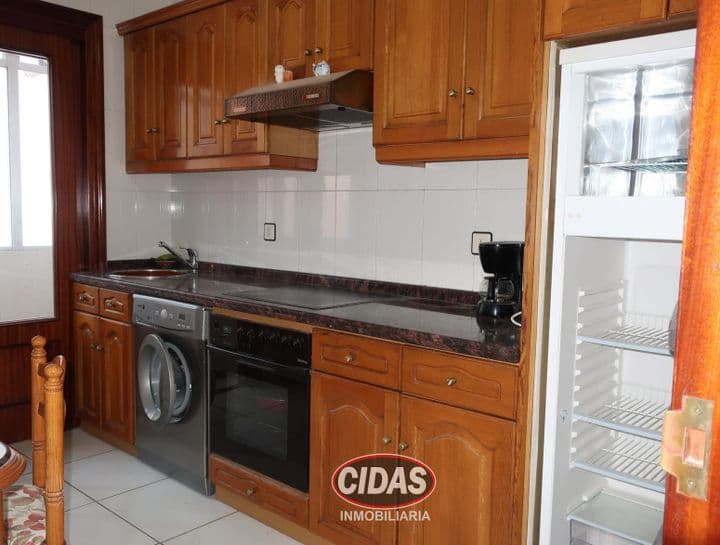 1 bedroom apartment for rent in Oviedo, Spain - Image 11