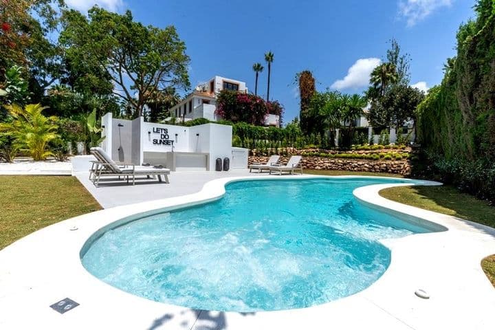 5 bedrooms house for sale in Nueva Andalucia, Spain - Image 6