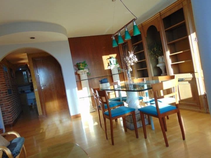 2 bedrooms apartment for rent in Madrid, Spain - Image 3