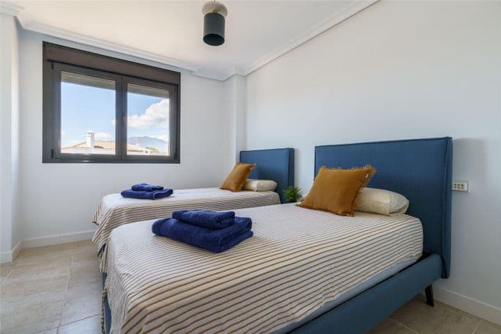 2 bedrooms apartment for rent in Estepona, Spain - Image 6