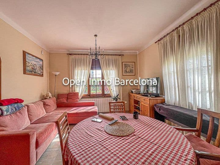 4 bedrooms apartment for rent in Sant Pere de Ribes, Spain - Image 3