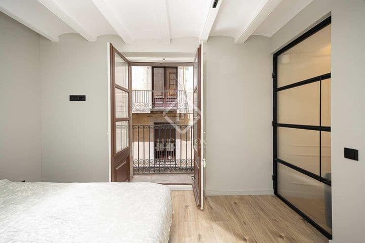 2 bedrooms apartment for rent in Barcelona, Spain - Image 12