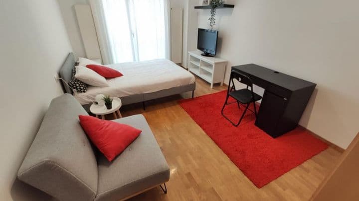 1 bedroom apartment for rent in Oviedo, Spain - Image 7