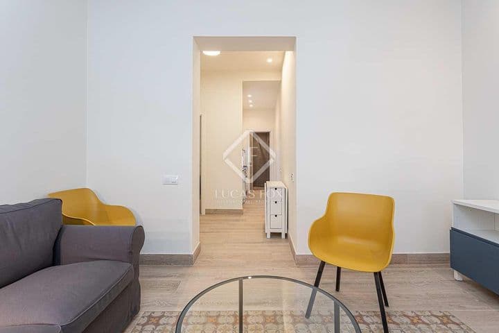 2 bedrooms apartment for rent in Barcelona, Spain - Image 3