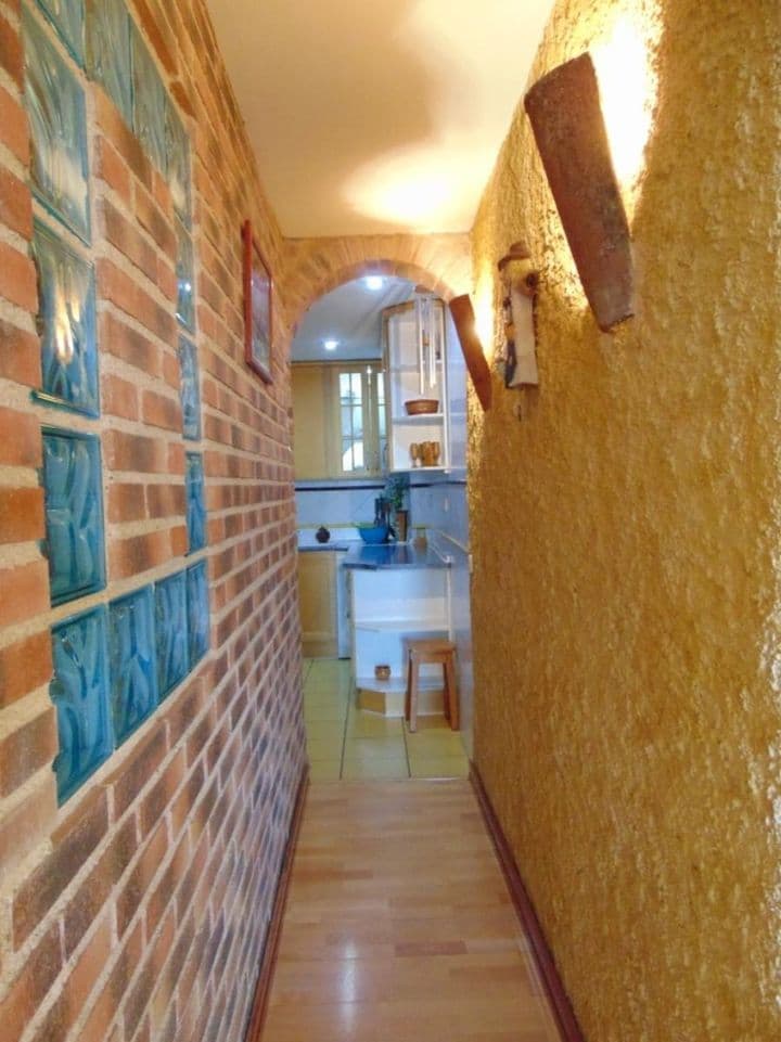 2 bedrooms apartment for rent in Madrid, Spain - Image 7