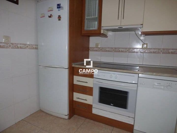 3 bedrooms apartment for rent in Albacete, Spain - Image 11