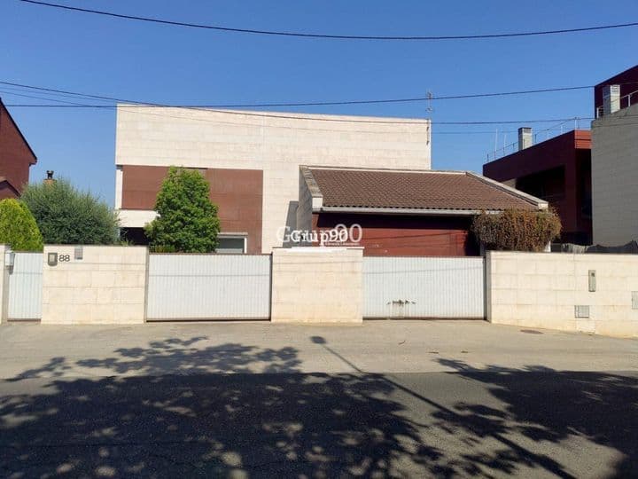 4 bedrooms house for sale in Lleida, Spain - Image 2