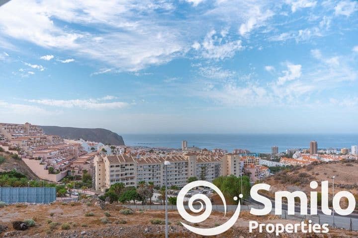 2 bedrooms apartment for rent in Los Cristianos, Spain - Image 3