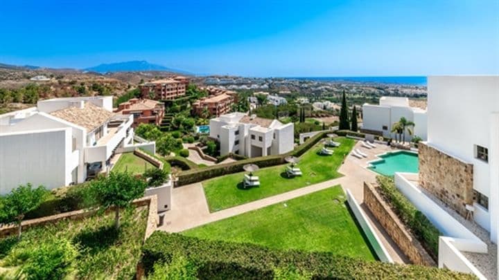 3 bedrooms apartment for sale in Benahavis, Spain - Image 2