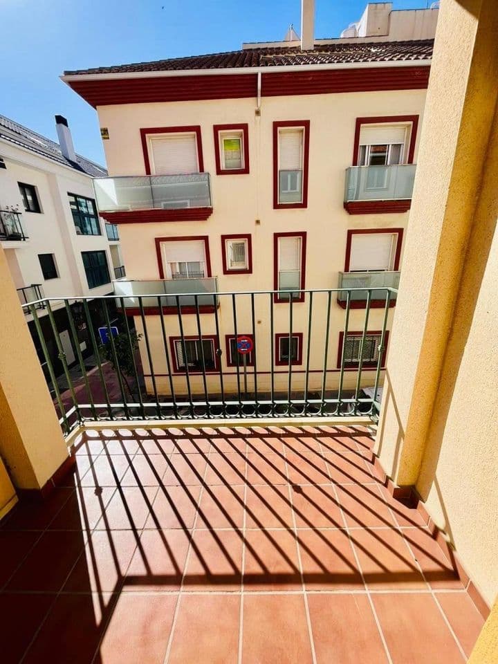 2 bedrooms apartment for rent in Los Boliches, Spain - Image 2