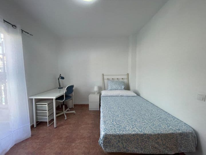 3 bedrooms apartment for rent in Valencia, Spain - Image 12