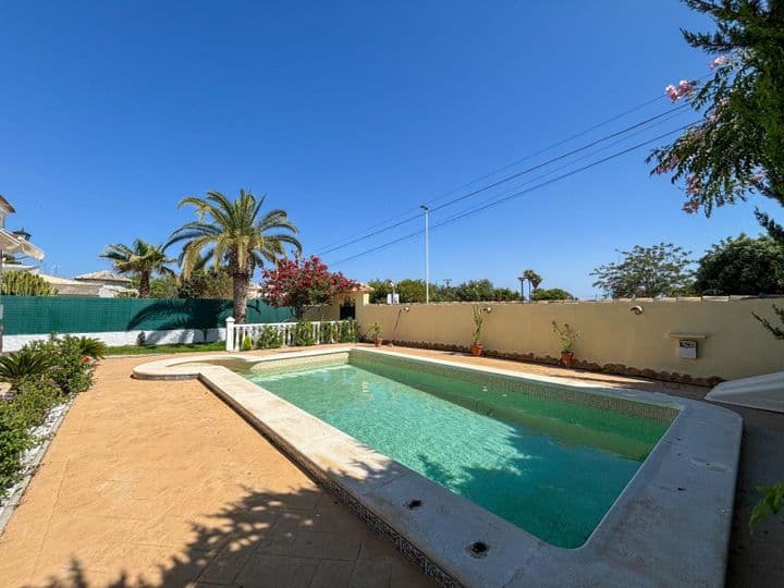 5 bedrooms house for rent in Nueva Torrevieja, Spain - Image 3