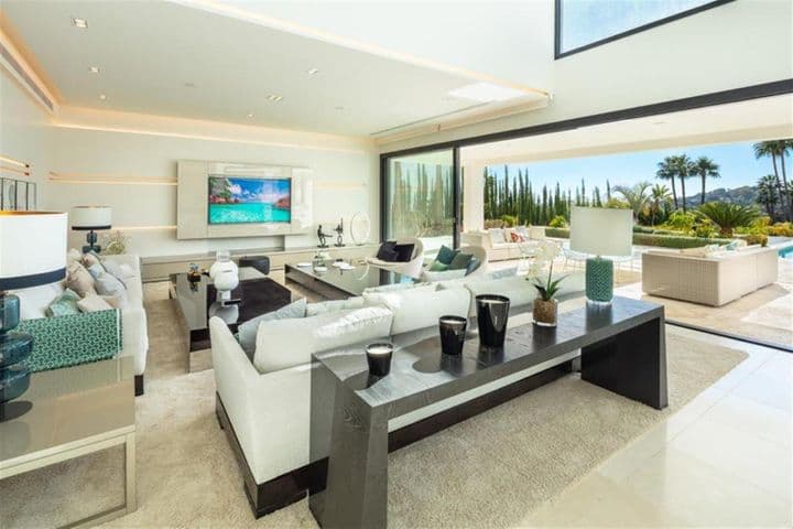 6 bedrooms house for rent in Marbella, Spain - Image 6