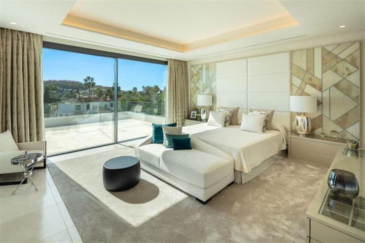 6 bedrooms house for rent in Marbella, Spain - Image 3