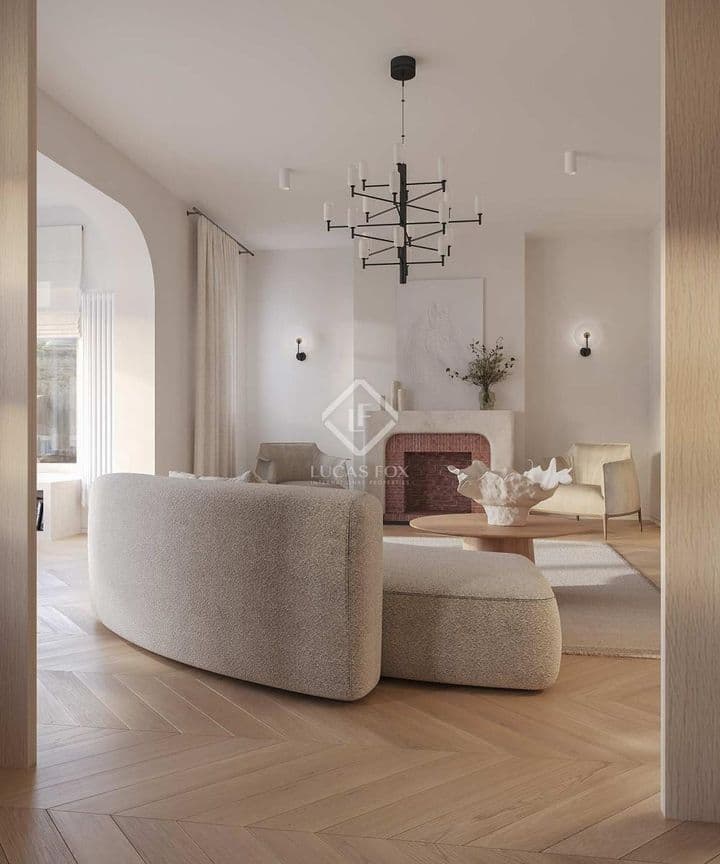 4 bedrooms apartment for sale in Barcelona, Spain - Image 3