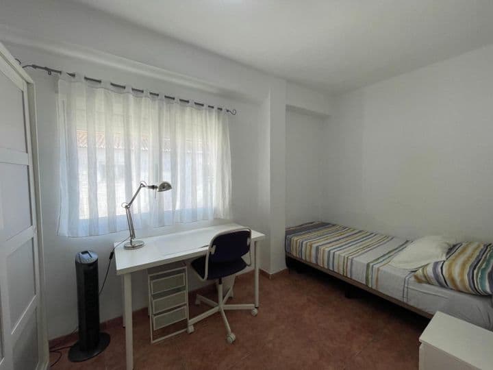 3 bedrooms apartment for rent in Valencia, Spain - Image 9