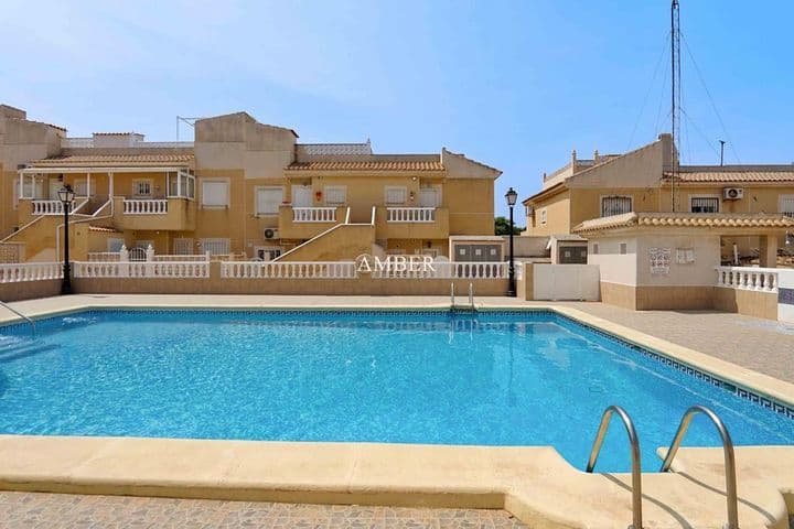 2 bedrooms apartment for sale in Nueva Torrevieja - Aguas Nuevas, Spain - Image 2