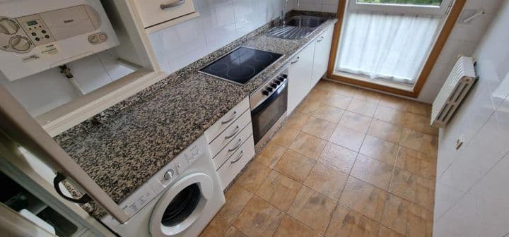 2 bedrooms apartment for rent in Santiago de Compostela, Spain - Image 8